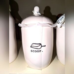 New Rae Dunn icon sugar/spice scoop  canister. Farmhouse kitchen/vintage decor